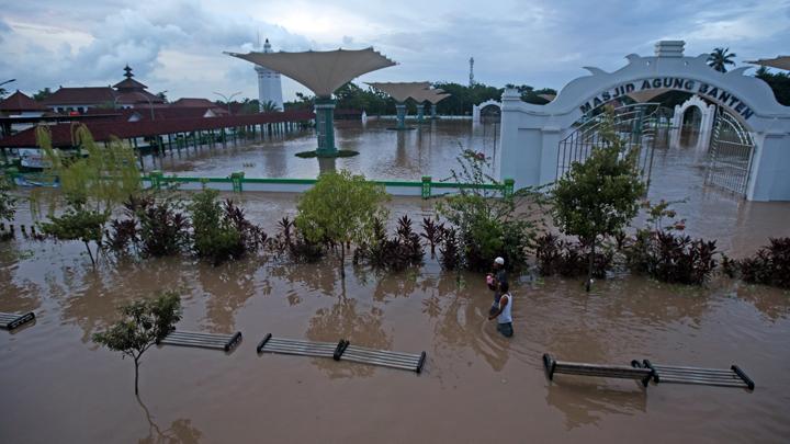 22 Titik Lokasi Di Kota Serang Banten Dilanda Banjir - Djabar Pos