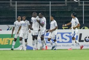 Arema FC vs Persib Bandung di Liga 1 2021-2022: Sempat Tertinggal, Maung Bandung Menang Dramatis 2-1￼