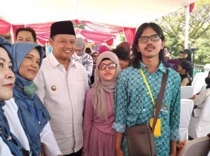 Kegiatan Expo di Plaza Gedung Sate Bandung