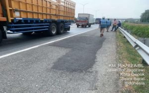 Pemeliharaan Perkerasan Ruas Tol Jagorawi, Wujud Komitmen Jasa Marga Tingkatkan Pelayanan