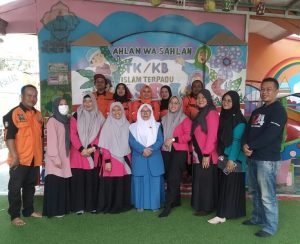 Sosialisasi dan Simulasi Gempa Bumi Tim Rescue 724 FR Kota Cimahi