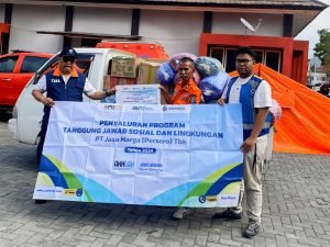 Jasa Marga Salurkan Bantuan Untuk Masyarakat Korban Gempa Bumi di Kabupaten Bandung dan Garut, Jawa Barat