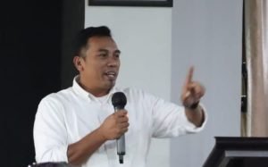 Akang Mewakili Masyarakat yang Mana?