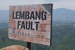 Sesar Lembang Kembali Panas, Retakan Tanah di Gunung Batu Picu Bandung Siaga Mitigasi Gempa