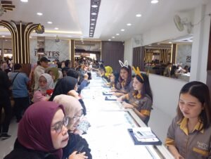 Geger ! Warga Bandung Memadati Grand Opening Toko Mas Pantes Cabang ke 28 di Ujung Berung